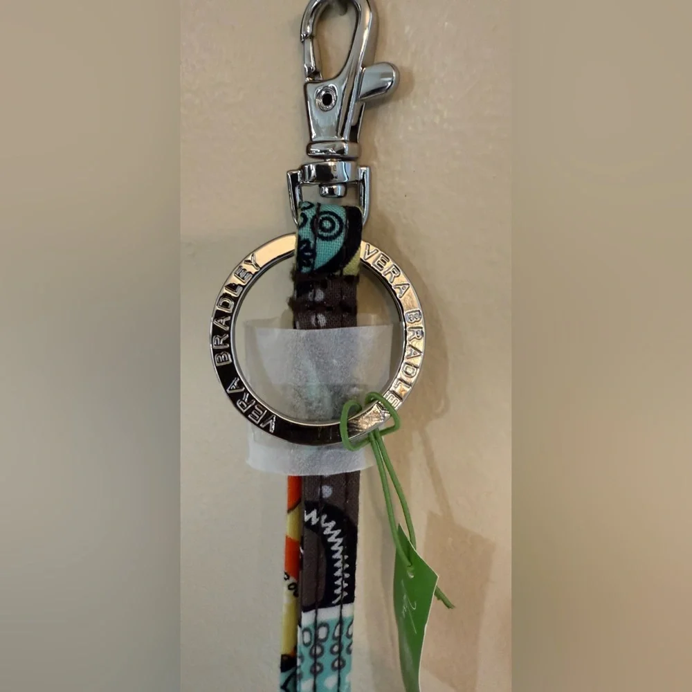 NWT Vera Bradley Lanyard in Flower Shower Pattern - Picture 2 of 4
